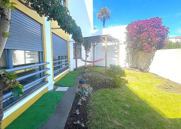 Epicenter Lagoa * Lagoa (Azores)