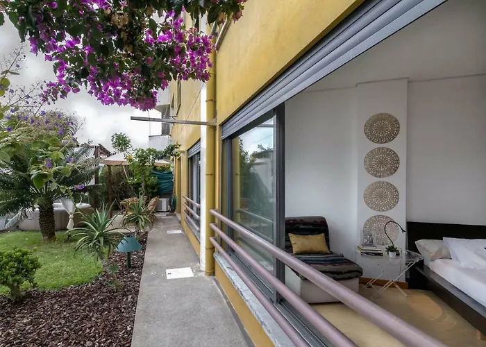 Epicenter Lagoa * Lagoa (Azores)