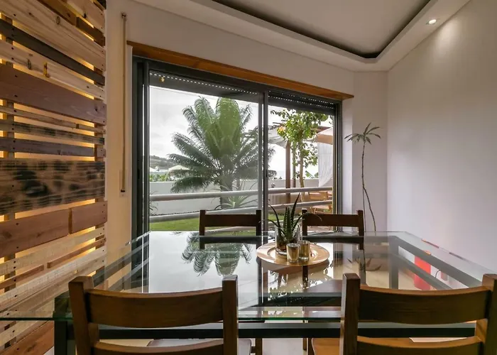 Epicenter Lagoa Apartment *