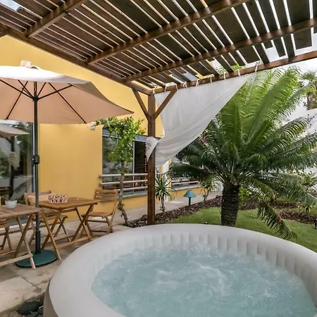 Epicenter Lagoa Apartment *